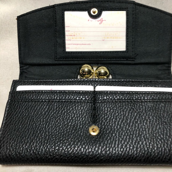 Wallet from Icing - Picture 3 of 4